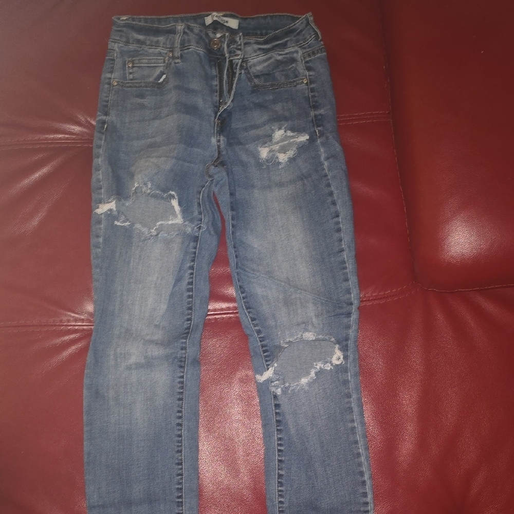 Refuge Blue Skinny Distressed Jeans